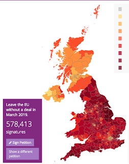 Map of the UK, with monarchist constituencies coloured green, and republican, pink. The border is particularly stark